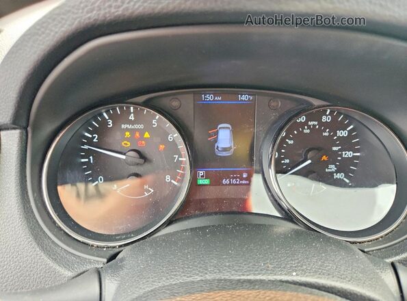 KNMAT2MV7JP558935 2018 NISSAN ROGUE White Սարքավորումների վահանակի տեսք