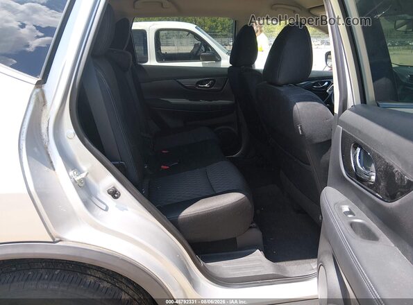 KNMAT2MV7LP542043 2020 NISSAN ROGUE Silver VIN կոդի պիտակի տեսք
