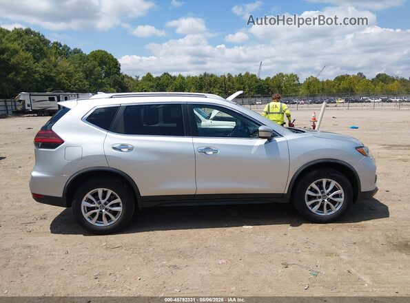 KNMAT2MV7LP542043 2020 NISSAN ROGUE Silver Սալոնի հետևի տեսք