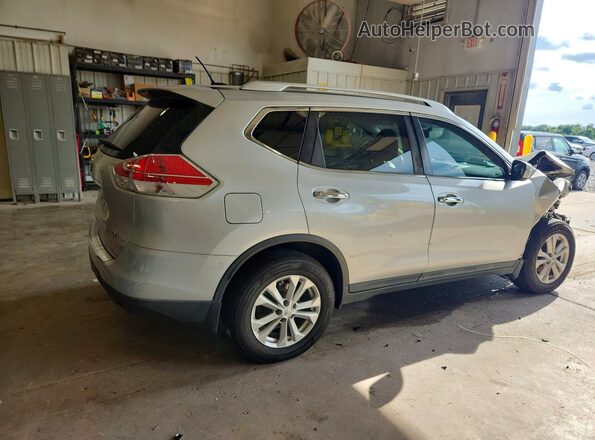 KNMAT2MV8GP633943 2016 NISSAN ROGUE Silver Trasero derecho