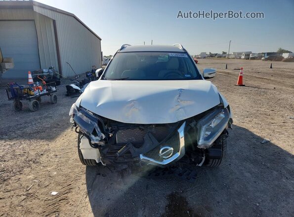KNMAT2MV8GP688392 2016 NISSAN ROGUE White Widok z przodu