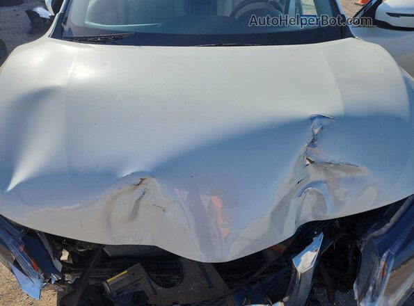 KNMAT2MV8GP688392 2016 NISSAN ROGUE White Widok komory silnika