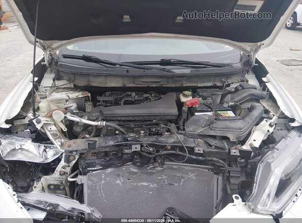 KNMAT2MV8GP734710 2016 NISSAN ROGUE White Rear view