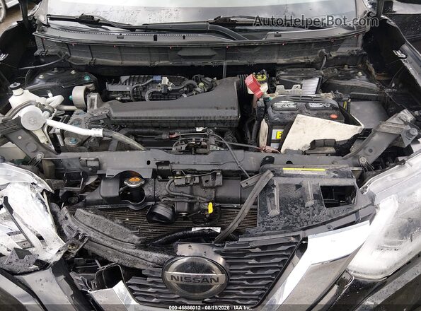 KNMAT2MV8HP569226 2017 NISSAN ROGUE Черный Вид сзади