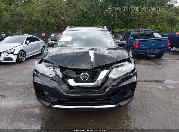 KNMAT2MV8HP569226 2017 NISSAN ROGUE Черный Вид задней части салона
