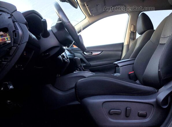 KNMAT2MV8HP581182 2017 NISSAN ROGUE White წინა სალონის ხედი