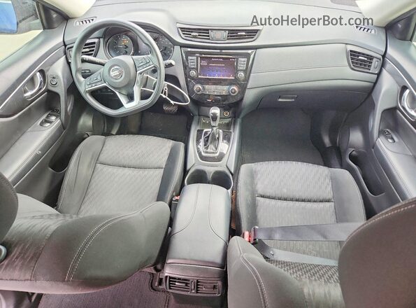 KNMAT2MV8JP552089 2018 NISSAN ROGUE Синий Вид панели приборов
