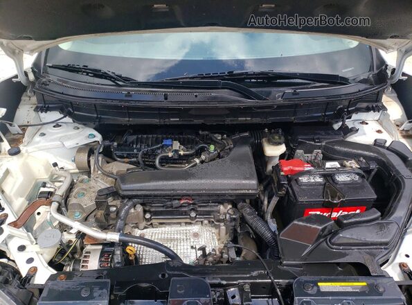 KNMAT2MV8JP590681 2018 NISSAN ROGUE White Widok komory silnika