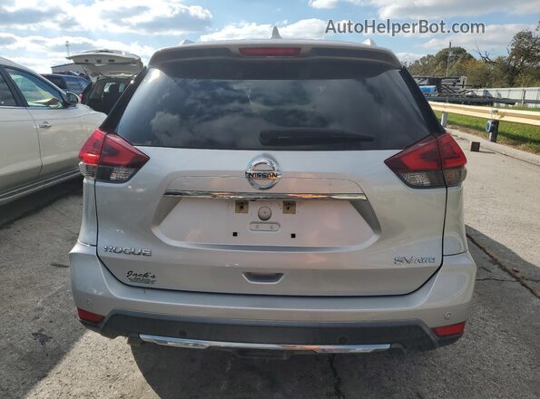KNMAT2MV8KP548559 2019 NISSAN ROGUE Silver Widok z tyłu