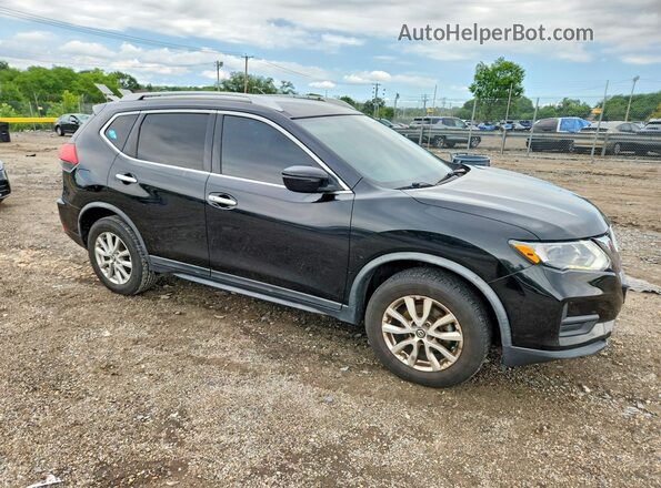 KNMAT2MV9HP588576 2017 NISSAN ROGUE Black Front right