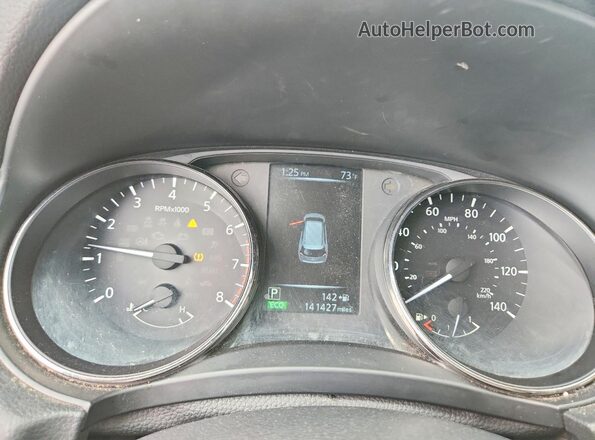 KNMAT2MV9HP588576 2017 NISSAN ROGUE Black Instrument cluster view