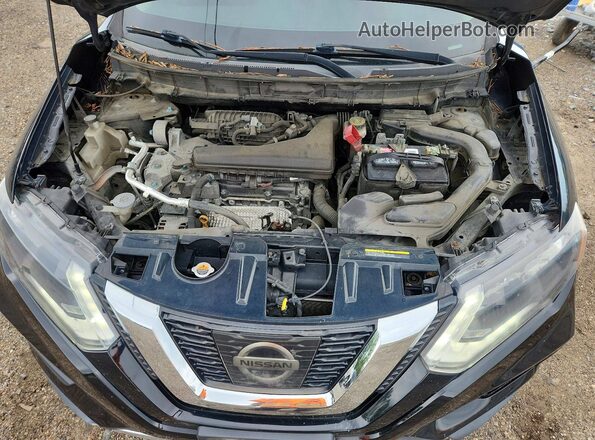 KNMAT2MV9HP588576 2017 NISSAN ROGUE Black Engine compartment view