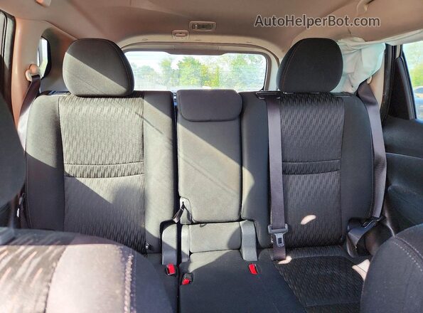 KNMAT2MV9HP592594 2017 NISSAN ROGUE Silver Вид задніх сидінь