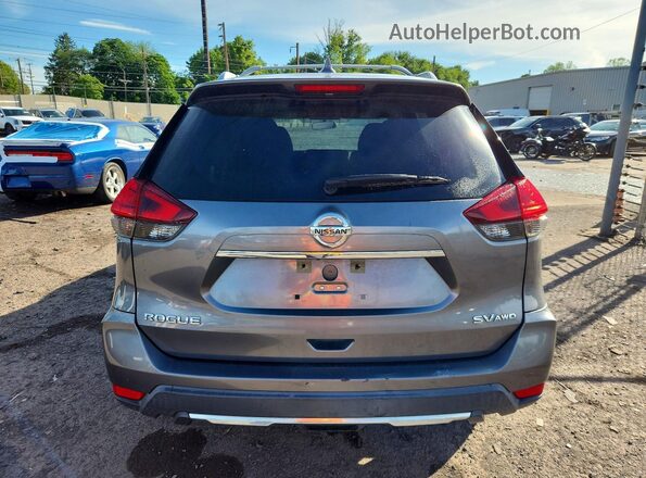 KNMAT2MV9HP592594 2017 NISSAN ROGUE Silver Вид ззаду