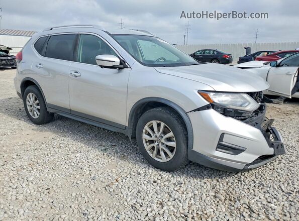 KNMAT2MV9JP566549 2018 NISSAN ROGUE Silver Delantero derecho