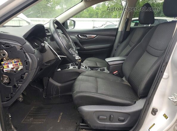 KNMAT2MV9JP566549 2018 NISSAN ROGUE Silver Vista interior delantera
