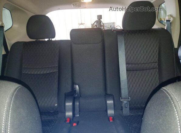 KNMAT2MV9JP567071 2018 NISSAN ROGUE Синий Вид задних сидений