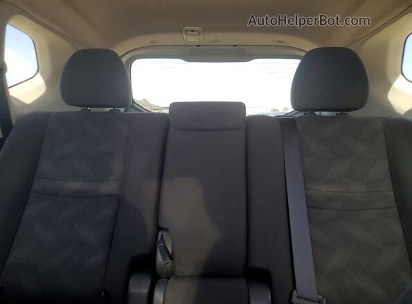 KNMAT2MVXGP645303 2016 NISSAN ROGUE Red უკანა სავარძლების ხედი