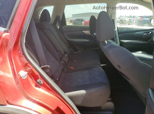 KNMAT2MVXGP645303 2016 NISSAN ROGUE Red უკანა სალონის ხედი