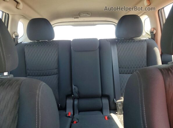 KNMAT2MVXHP618992 2017 NISSAN ROGUE Серый Вид задних сидений