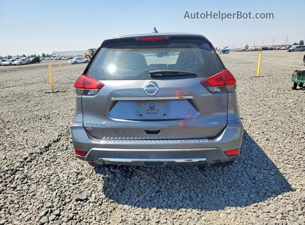 KNMAT2MVXHP618992 2017 NISSAN ROGUE Серый Вид сзади