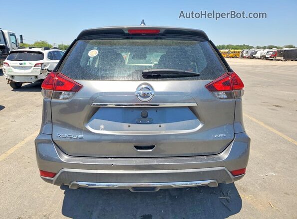 KNMAT2MVXJP554328 2018 NISSAN ROGUE Gray Rear view