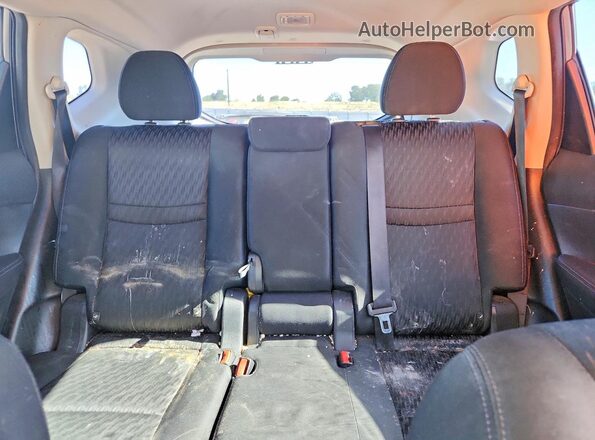 KNMAT2MVXJP557875 2018 NISSAN ROGUE Серый Вид задних сидений