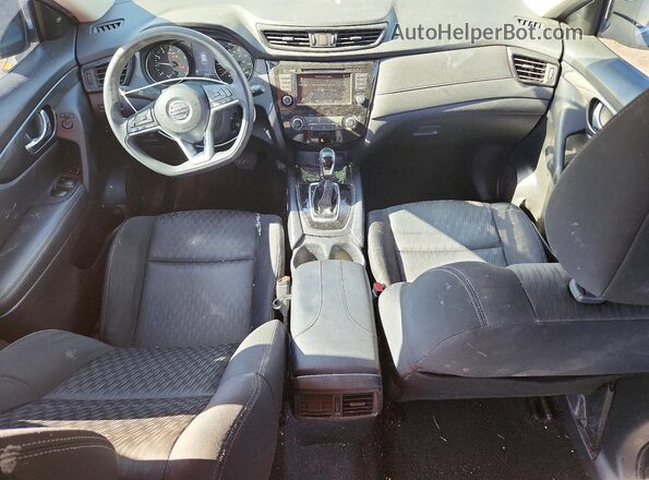 KNMAT2MVXJP557875 2018 NISSAN ROGUE Серый Вид панели приборов