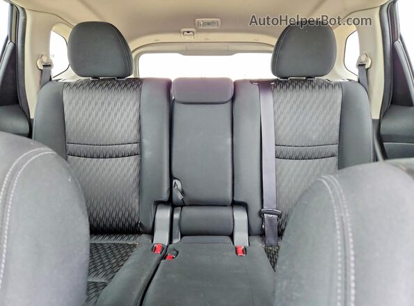 KNMAT2MVXJP588303 2018 NISSAN ROGUE Black Հետևի նստատեղերի տեսք
