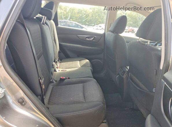 KNMAT2MVXJP606296 2018 NISSAN ROGUE Серый Вид задней части салона