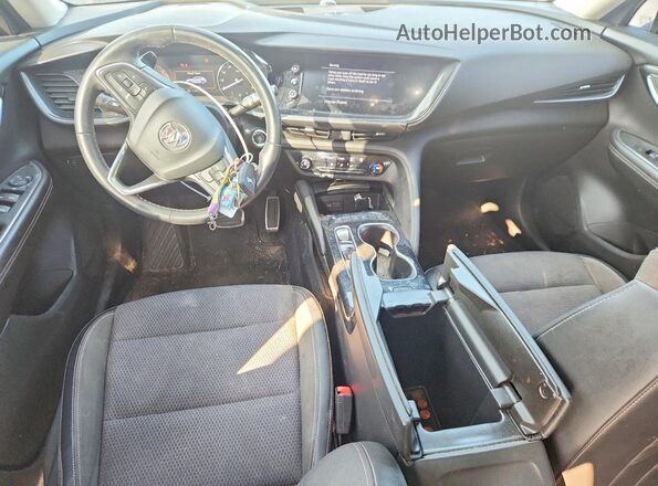LRBAZLR40ND021320 2022 BUICK ENVISION Red Vista del salpicadero