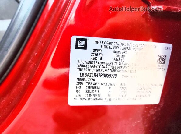 LRBAZLR47PD039770 2023 BUICK ENVISION Red Vista de la etiqueta del VIN