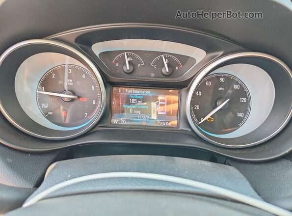 LRBFX1SA0JD010456 2018 BUICK ENVISION White ხელსაწყოთა პანელის ხედი