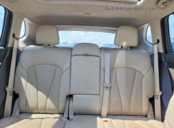LRBFX2SA3KD007039 2019 BUICK ENVISION White Rear seats view