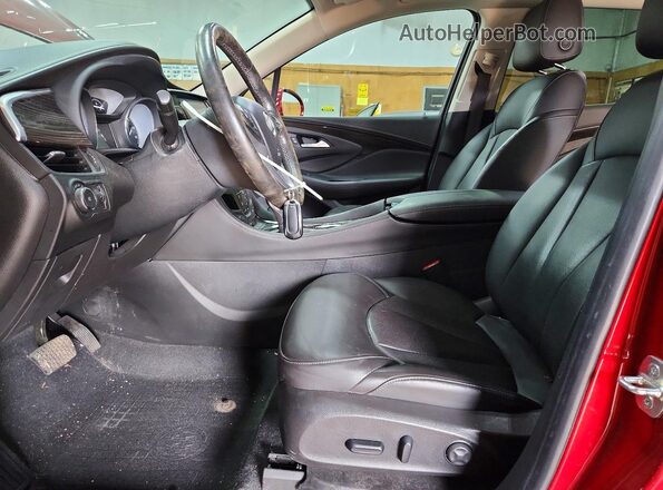 LRBFX2SA4LD110231 2020 BUICK ENVISION Red Front interior view