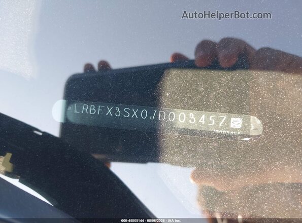 LRBFX3SX0JD003457 2018 BUICK ENVISION White Engine compartment view