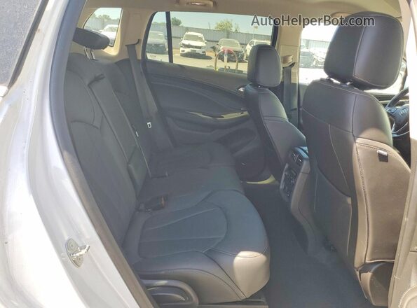 LRBFXBSA1HD198467 2017 BUICK ENVISION White Widok wnętrza z tyłu