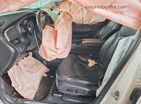 LRBFXBSA1HD242225 2017 BUICK ENVISION Белый Вид салона спереди