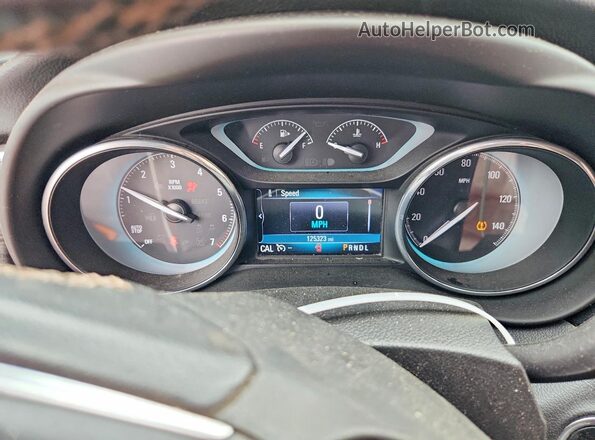 LRBFXBSA1HD242225 2017 BUICK ENVISION Белый Вид щитка приборов
