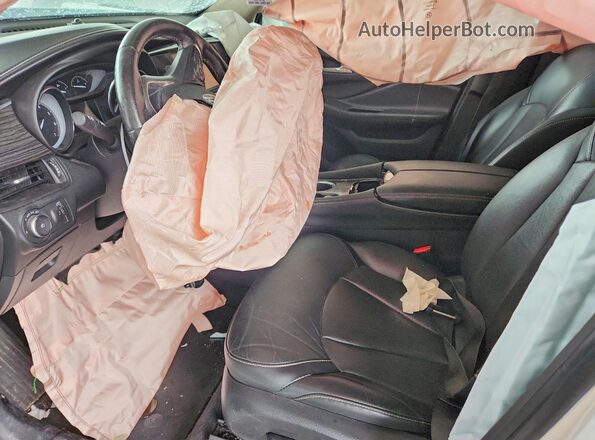 LRBFXBSA1HD242225 2017 BUICK ENVISION Белый Вид панели приборов