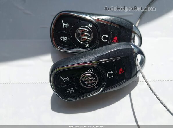 LRBFXBSA8HD202420 2017 BUICK ENVISION Red Вид панелі приладів