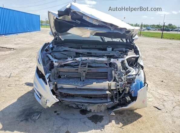 LRBFXBSAXHD008147 2017 BUICK ENVISION Silver Widok z przodu