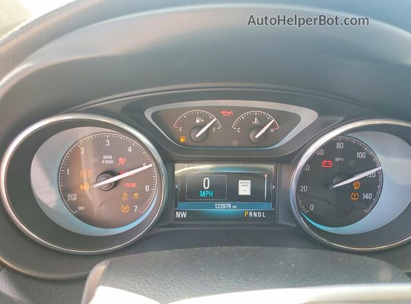 LRBFXBSAXHD123492 2017 BUICK ENVISION Красный Вид щитка приборов