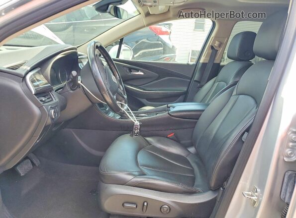 LRBFXESX0GD166680 2016 BUICK ENVISION Silver Front interior view