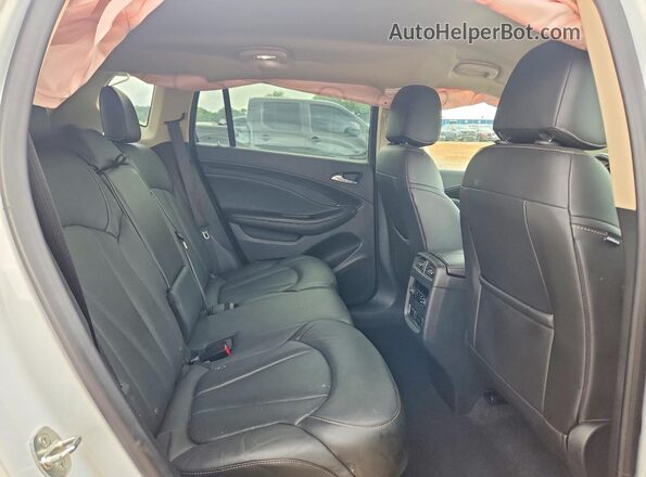 LRBFXESX3GD186969 2016 BUICK ENVISION White Widok wnętrza z tyłu
