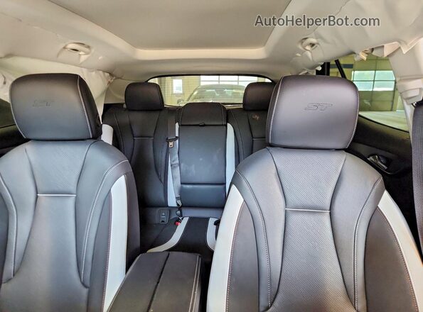 LRBFZLE42SD010519 2025 BUICK ENVISION Silver Вид задніх сидінь