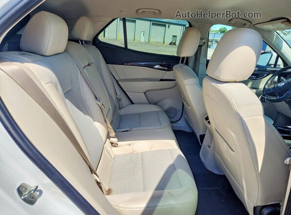 LRBFZMR45ND021647 2022 BUICK ENVISION White Vista de los asientos traseros