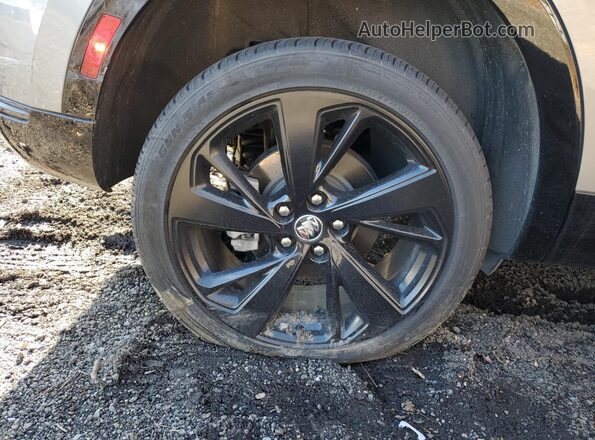 LRBFZNR47PD075010 2023 BUICK ENVISION Silver 