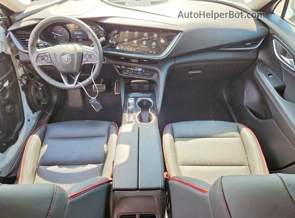 LRBFZPR44PD222234 2023 BUICK ENVISION White Vista del salpicadero