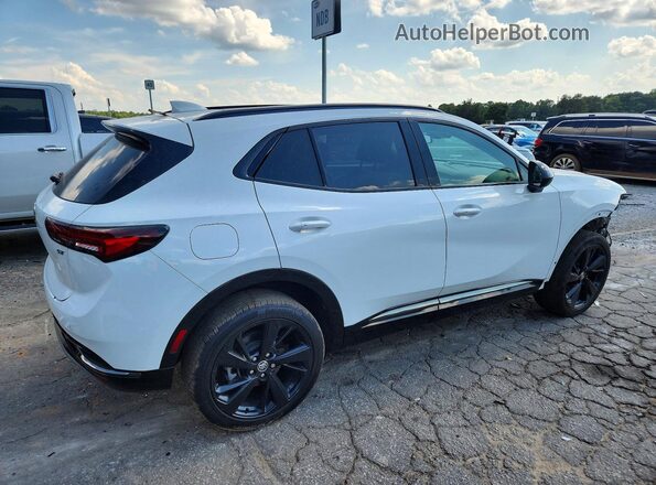 LRBFZPR44PD222234 2023 BUICK ENVISION White Trasero derecho